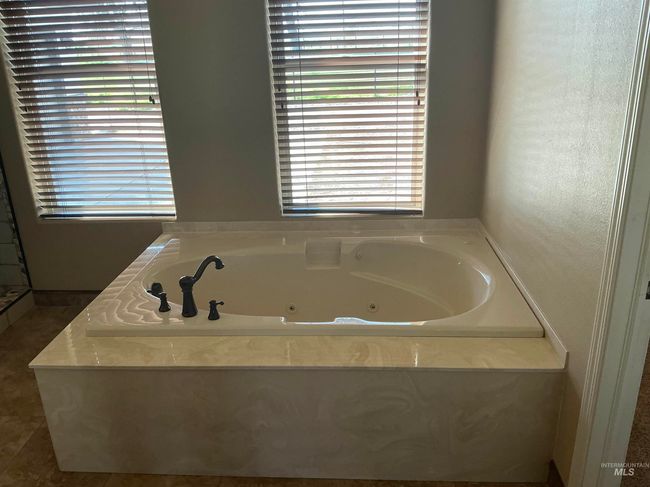 1852 E 4400 N, House other with 3 bedrooms, 3 bathrooms and 3 parking in Buhl ID | Image 15