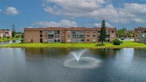 apt-205-9540 Sunrise Lakes Blvd, Sunrise, FL, 33322-6120 | Card Image
