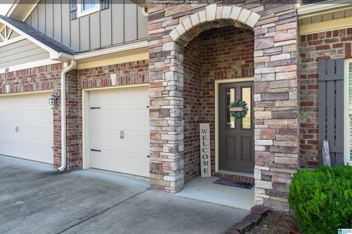 42 Waterford Pl, TRUSSVILLE, AL, 35173-3866 | Card Image