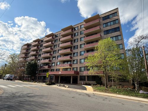 302-4201 Cherry Hill Road, ARLINGTON, VA, 22207 | Card Image