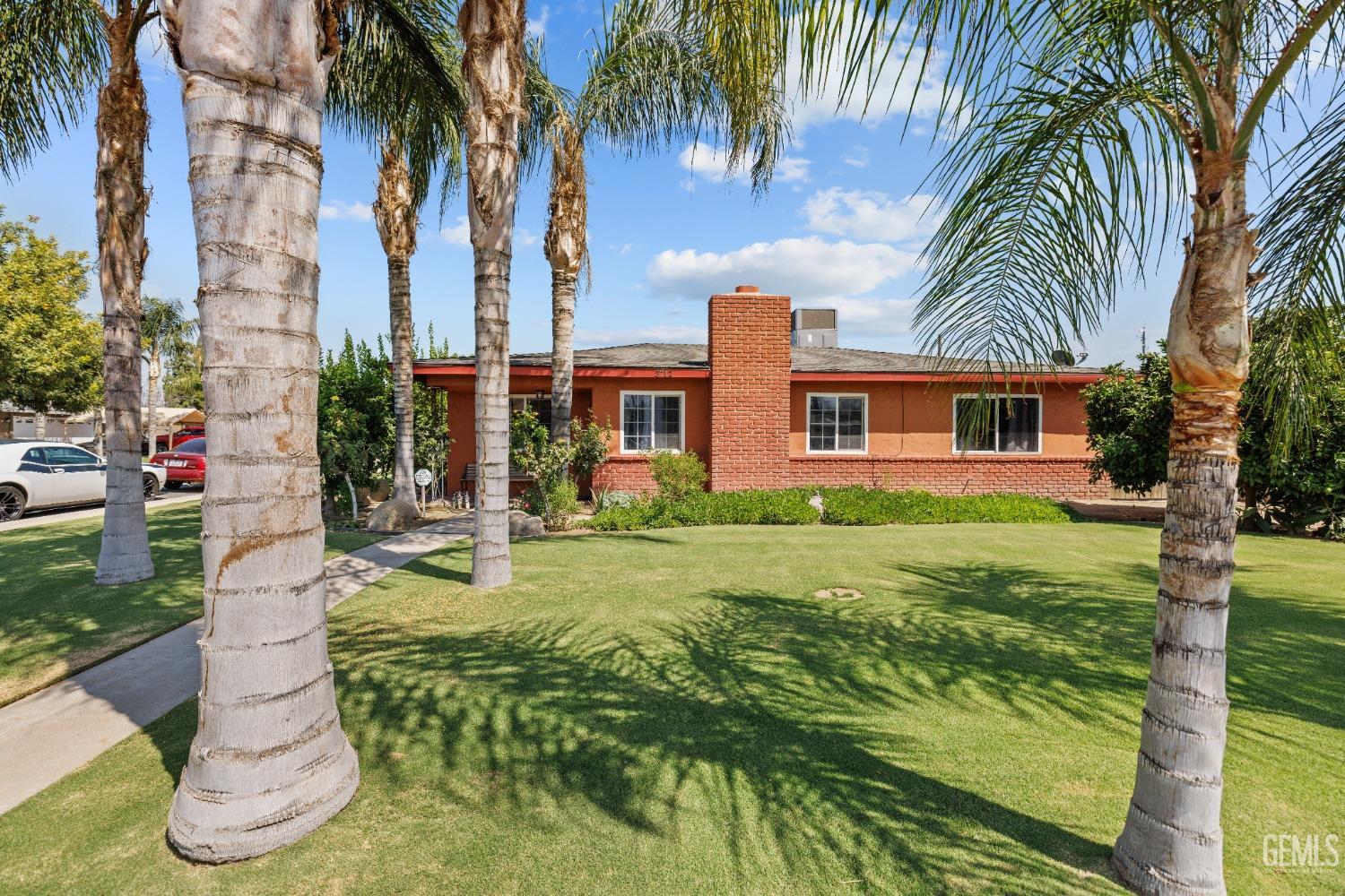 Teal St, Bakersfield, CA 93304