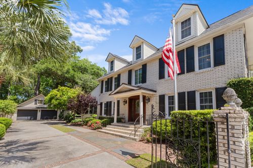 1043 Loyalist Ln, Mount Pleasant, SC, 29464-9235 | Card Image