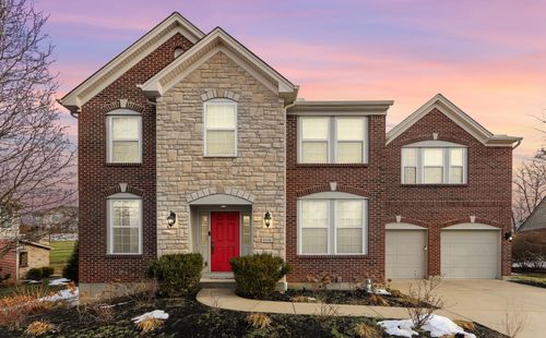 8640 Treeline Dr, Florence, KY, 41042-7951 | Card Image