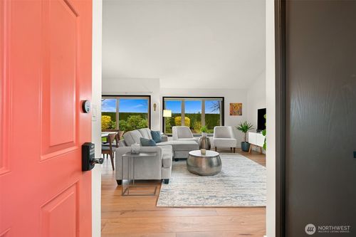 a-4858 N Village Ln, Bellingham, WA, 98226-8007 | Card Image