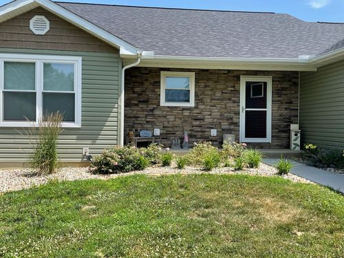 125 Old Bloomfield Rd, Vienna, IL, 62995-2750 | Card Image