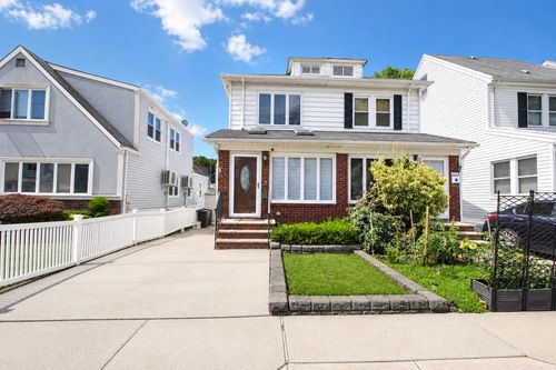 1826 Ryder St, Brooklyn, NY, 11234-4502 | Card Image