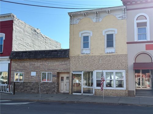 7185 Main St, Ovid, NY, 14521-9402 | Card Image