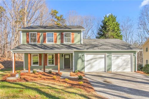 5424 Bridle Ridge Dr, Pfafftown, NC, 27040-9391 | Card Image