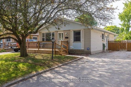 46 Wellesley Cres, London, ON, N5V1J7 | Card Image