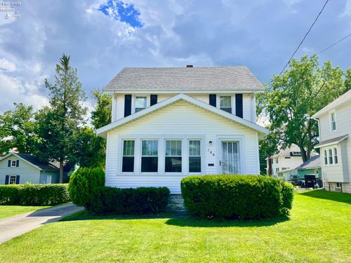 109 Huffman St, Bellevue, OH, 44811-1017 | Card Image