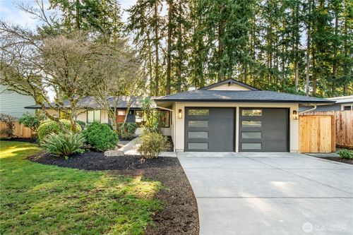 11903 Ne 142nd Pl, Kirkland, WA, 98034-1454 | Card Image