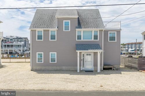 20 W South 33rd Street, LONG BEACH TOWNSHIP, NJ, 08008 | Card Image