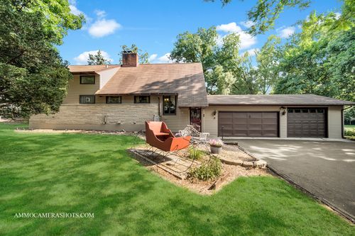 27W703 Robin Ln, Northwoods, IL, 60185-2522 | Card Image