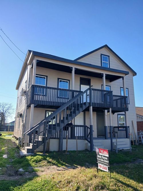 4-1015 30th St, Galveston, TX, 77550-5798 | Card Image