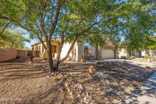 13015 N Bellbird Dr, Oro Valley, AZ, 85755-1890 | Card Image