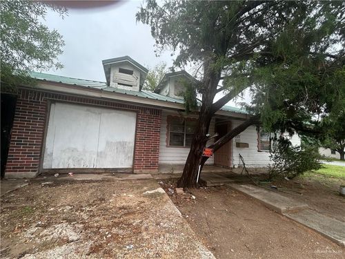 201 E Ricky Crossland Ave, Elsa, TX, 78543 | Card Image