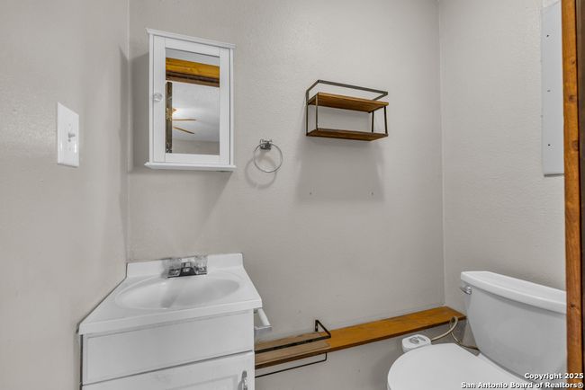 500 Line Camp Loop, House other with 3 bedrooms, 3 bathrooms and null parking in Spring Branch TX | Image 31