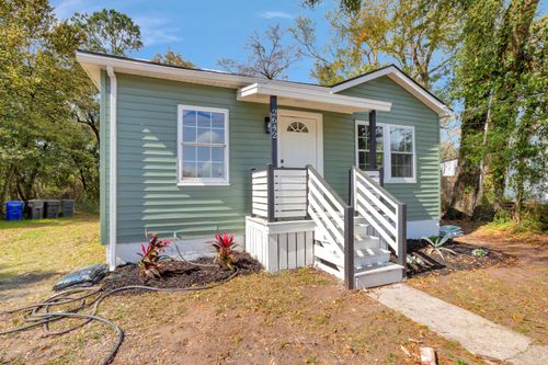 2642 Ferrara Dr, North Charleston, SC, 29405-5522 | Card Image