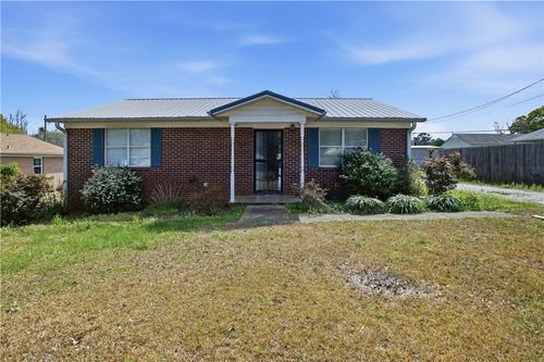 1502 31st St, Valley, AL, 36854-2953 | Card Image