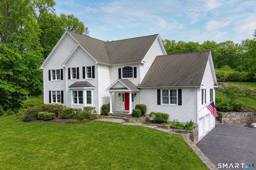 98 Hopewell Woods Rd, Redding, CT, 06896-1700 | Card Image