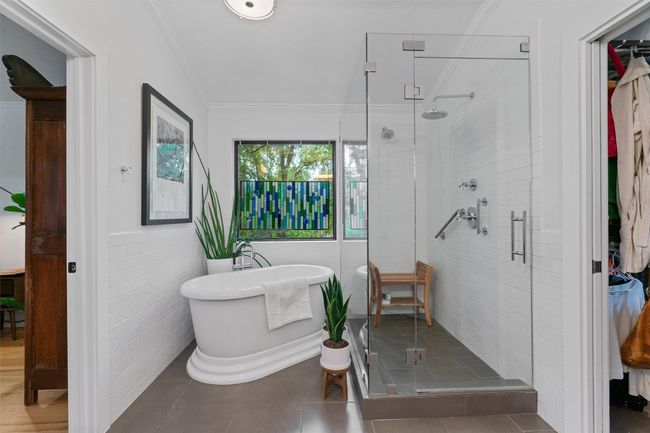10933 Beachmont Ln, House other with 5 bedrooms, 3 bathrooms and 2 parking in Austin TX | Image 18