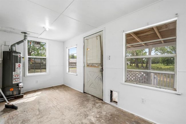 1170 County Road 284, House other with 3 bedrooms, 1 bathrooms and null parking in Alvin TX | Image 17