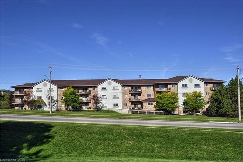 302-345 Briarmeadow Dr, Kitchener, ON, N2A4J6 | Card Image