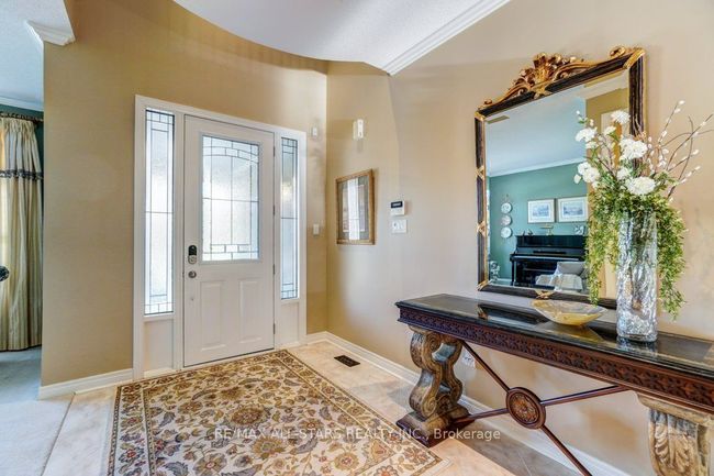 64 Button Cres, House other with 4 bedrooms, 5 bathrooms and 2 parking in Uxbridge ON | Image 4