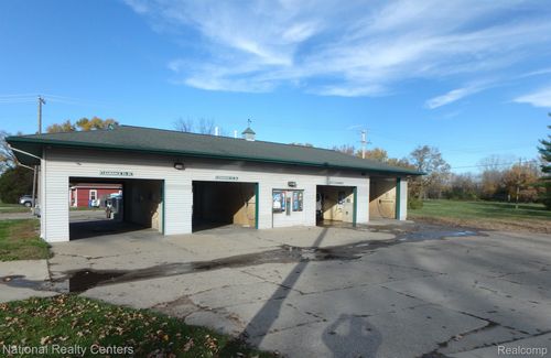 607 E Huron Ave, Vassar, MI, 48768 | Card Image