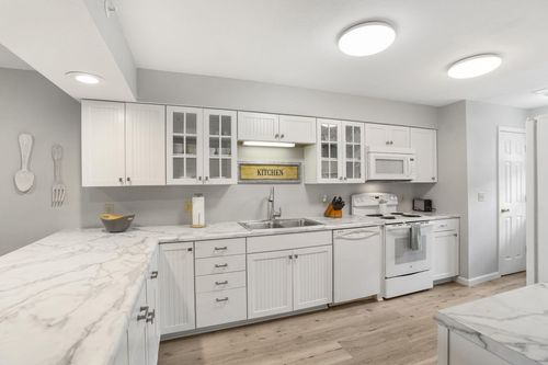 apt-e6-350 S Wildwood Dr, Branson, MO, 65616-7143 | Card Image