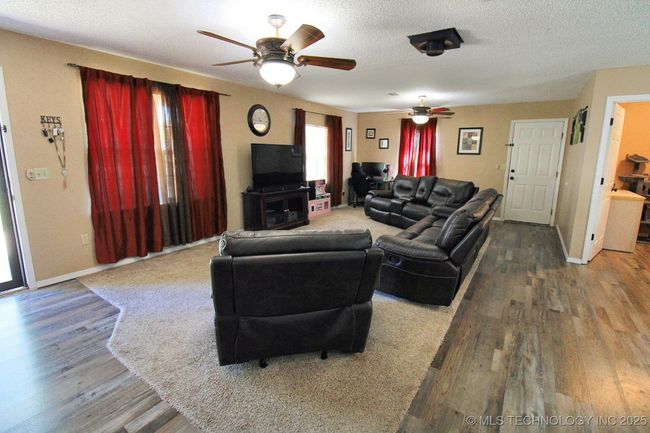 1518 E Hogner St, House other with 3 bedrooms, 1 bathrooms and null parking in Tahlequah OK | Image 11
