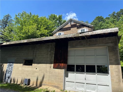 65 Old Mine Rd, Homer City, PA, 15748-6532 | Card Image