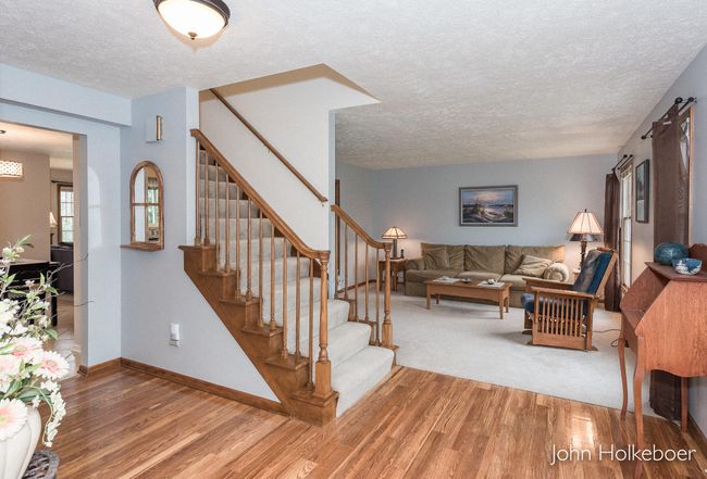 3_Foyer-1 | Image 6