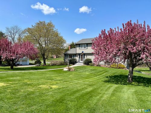 21 Watson Dr, West Simsbury, CT, 06092-2233 | Card Image