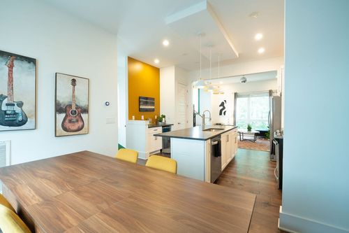 843 Vibe Pl, Nashville, TN, 37216-2541 | Card Image