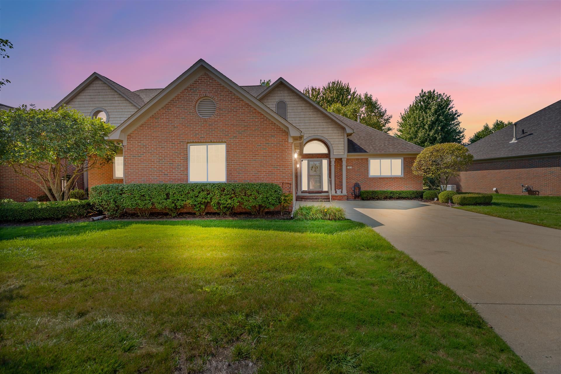 Au Sable Dr, Chesterfield, MI 48047