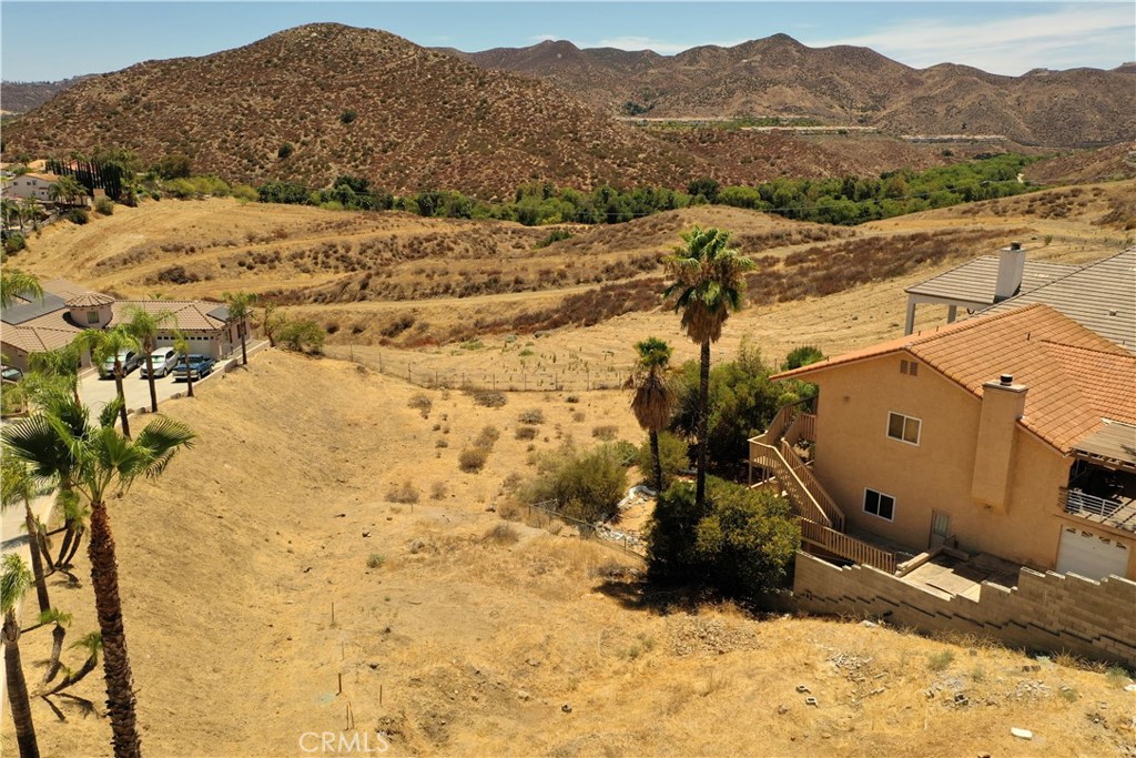Land in Canyon Lake 3