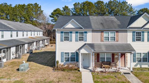 2006 Grandeur Ave, Jacksonville, NC, 28546-7188 | Card Image