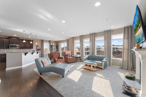 4014 Holasek Path, Chaska, MN, 55318-4001 | Card Image