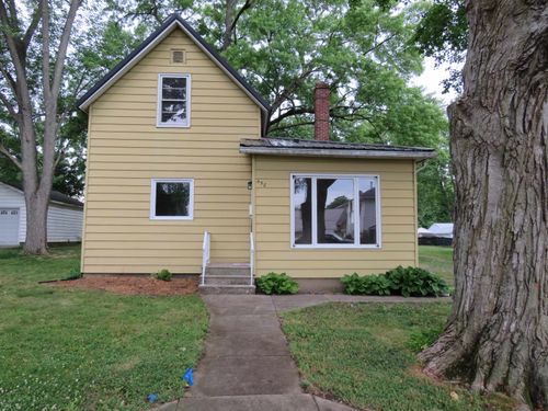 458 N Clark Street, Nappanee, IN, 46550-1204 | Card Image