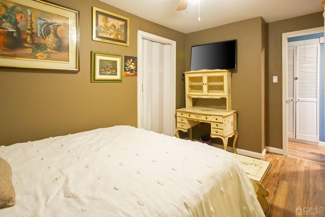 38 Evergreen Ave, House other with 3 bedrooms, 2 bathrooms and null parking in Fords NJ | Image 16