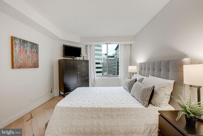 S1013 - 7500 Woodmont Ave, Condo with 1 bedrooms, 1 bathrooms and null parking in BETHESDA MD | Image 14