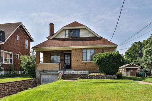2571 Montana Ave, Cincinnati, OH, 45211-3710 | Card Image