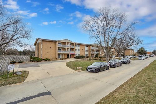 303-940 Beau Drive, Des Plaines, IL, 60016 | Card Image