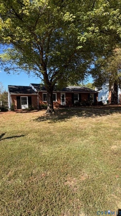 9022 Shewalt Dr, Henrico, VA, 23228-2347 | Card Image