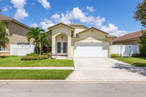 445 Sw 205th Ave, Pembroke Pines, FL, 33029-5011 | Card Image