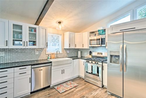 28 Magnum Bontum Dr, BRECKENRIDGE, CO, 80424-6200 | Card Image