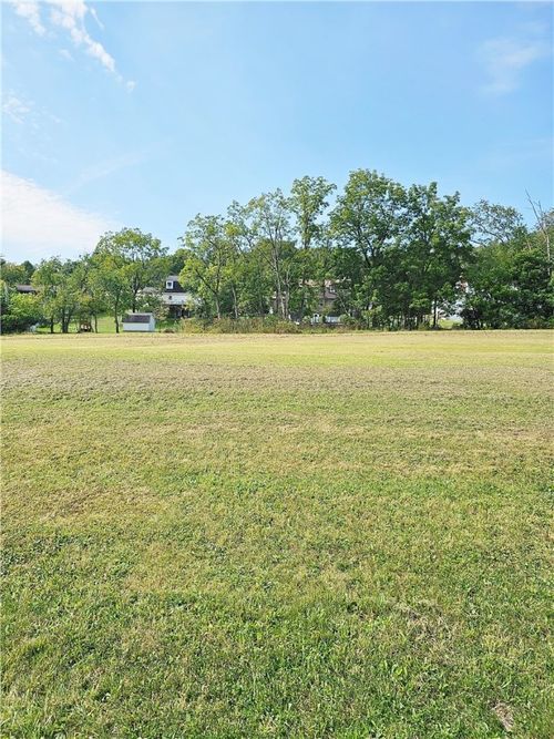 4 Diane Dr, Rural Valley, PA, 16249 | Card Image