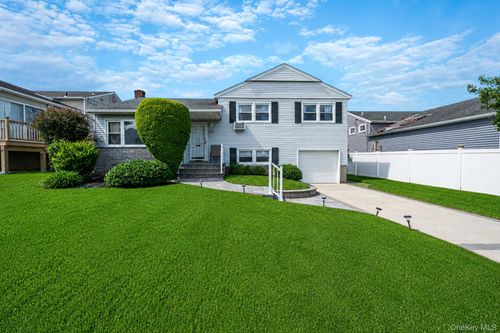2637 Marin Ln, East Meadow, NY, 11554-5454 | Card Image