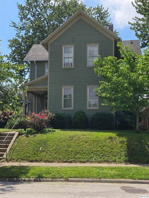 712 S 19th St, Quincy, IL, 62301-5122 | Card Image
